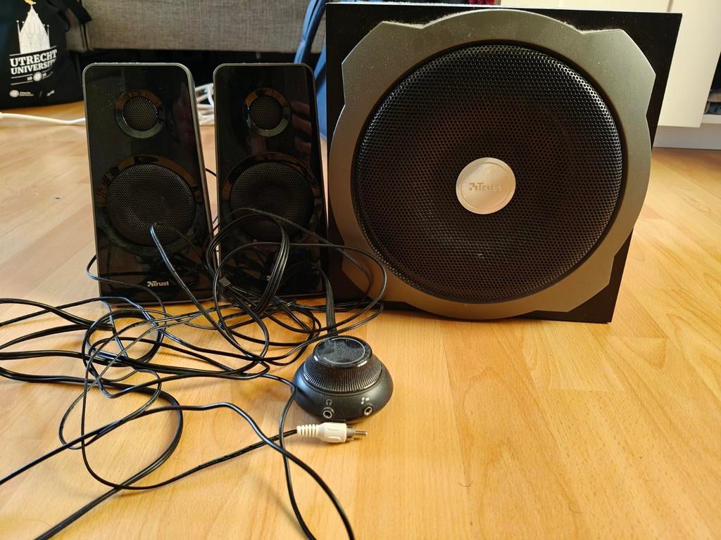 Trust Tytan 2.1 speaker set, Computers en Software, Ophalen, Zo goed als nieuw