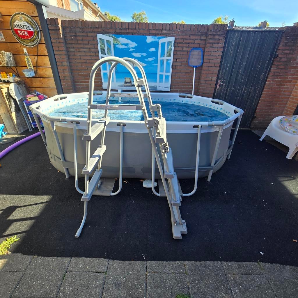 Zwembad bestway ovaal inclusief zandfilter trap, 200 tot 300 cm, 80 tot 120 cm, Ophalen of Verzenden, Zo goed als nieuw
