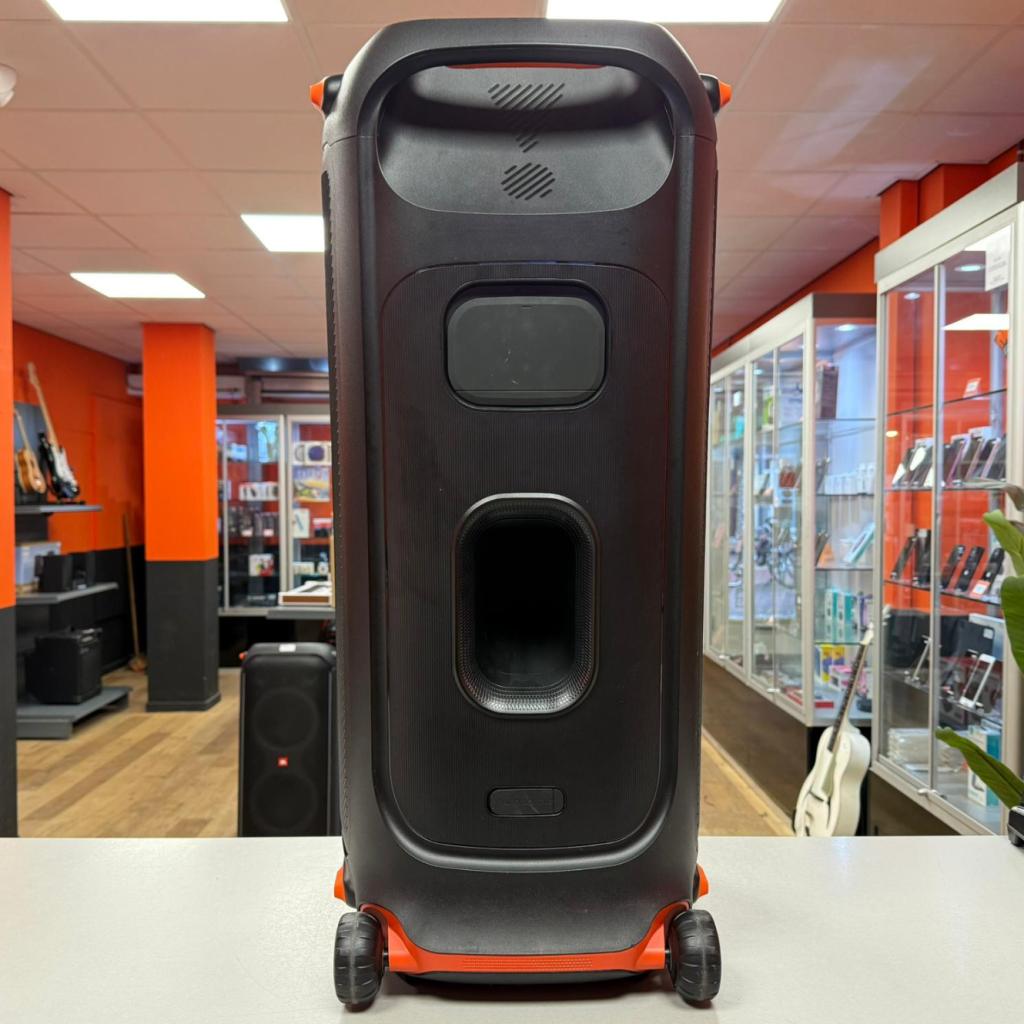 JBL PartyBox 710 Bluetooth Party Speaker 800W Nette Staat, JBL, Zo goed als nieuw, Support@jbl.com, 400 Atlantic Street
Stamford, CT 06901
USA