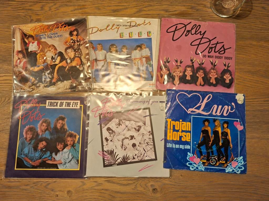 Singles voor in jukebox, o.a. Dolly Dots, alles in 1 koop, Ophalen of Verzenden, Gebruikt, Pop