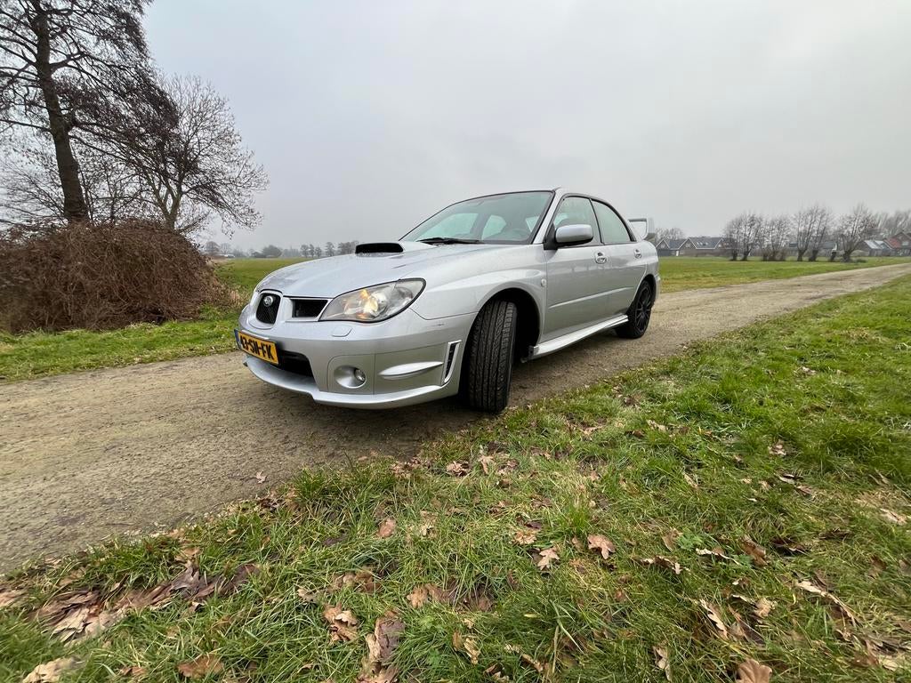 Subaru Impreza 2.5 WRX AWD 2006 Grijs, Auto's, Subaru, 4 cilinders, Handgeschakeld, Vierwielaandrijving, Particulier