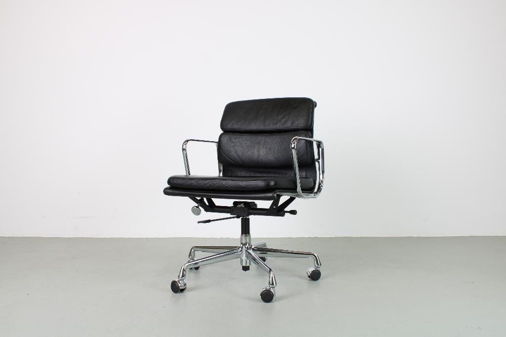 Vitra Eames EA 217 bureaustoel, Chroom, zwart leer, Huis en Inrichting, Bureaustoelen, Ophalen, Gebruikt, Zwart, Bureaustoel