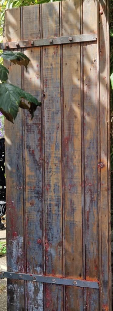 Mooie oude deur /luik voor decoratie (brocante), Doe-het-zelf en Verbouw, Deuren en Horren, Gebruikt, Minder dan 80 cm, Overige typen