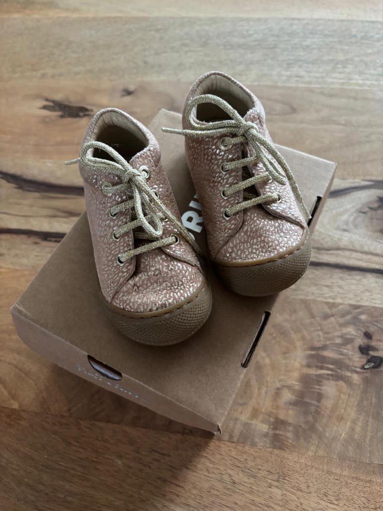 Naturino kinderschoenen maat 22, Schoentjes, Meisje, Ophalen of Verzenden, Zo goed als nieuw