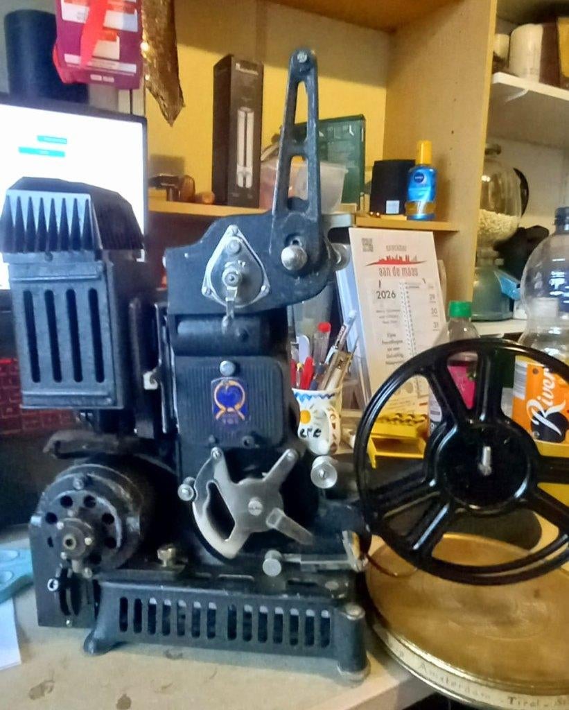 Pathé baby projector en films, Ophalen, Voor 1940, Projector