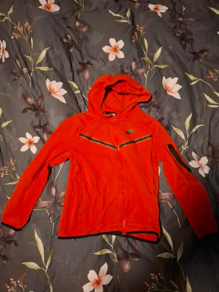 Nike Tech Fleece Vest Jongen Maat 147-158, Gebruikt, Trui of Vest, Ophalen of Verzenden, Nike