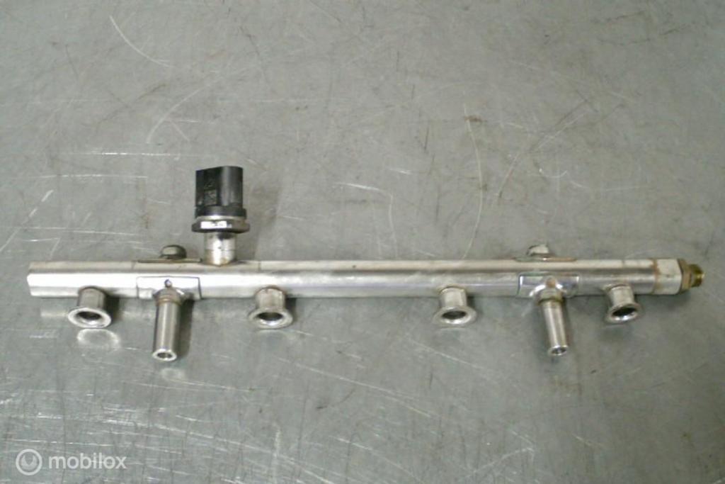 Brandstofverdeler + Sensor 06K133317G 2.0TSI CHH CJX VAG, Ophalen of Verzenden, Gebruikt