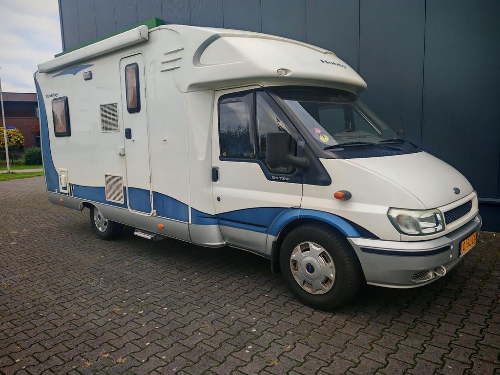 Ford Hobby T600FC 2005 in prijs verlaagd!!, Caravans en Kamperen, Campers, Standaard zit, Ringverwarming, Hobby, Ford