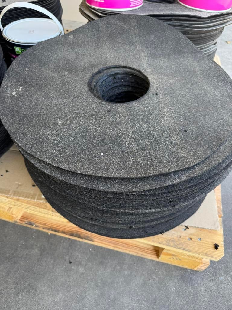 Dakdoorvoer waterproef plakplaat 470/K24  bituum 4mm dikte., Kunststof, Zwart, Ophalen of Verzenden, Zo goed als nieuw