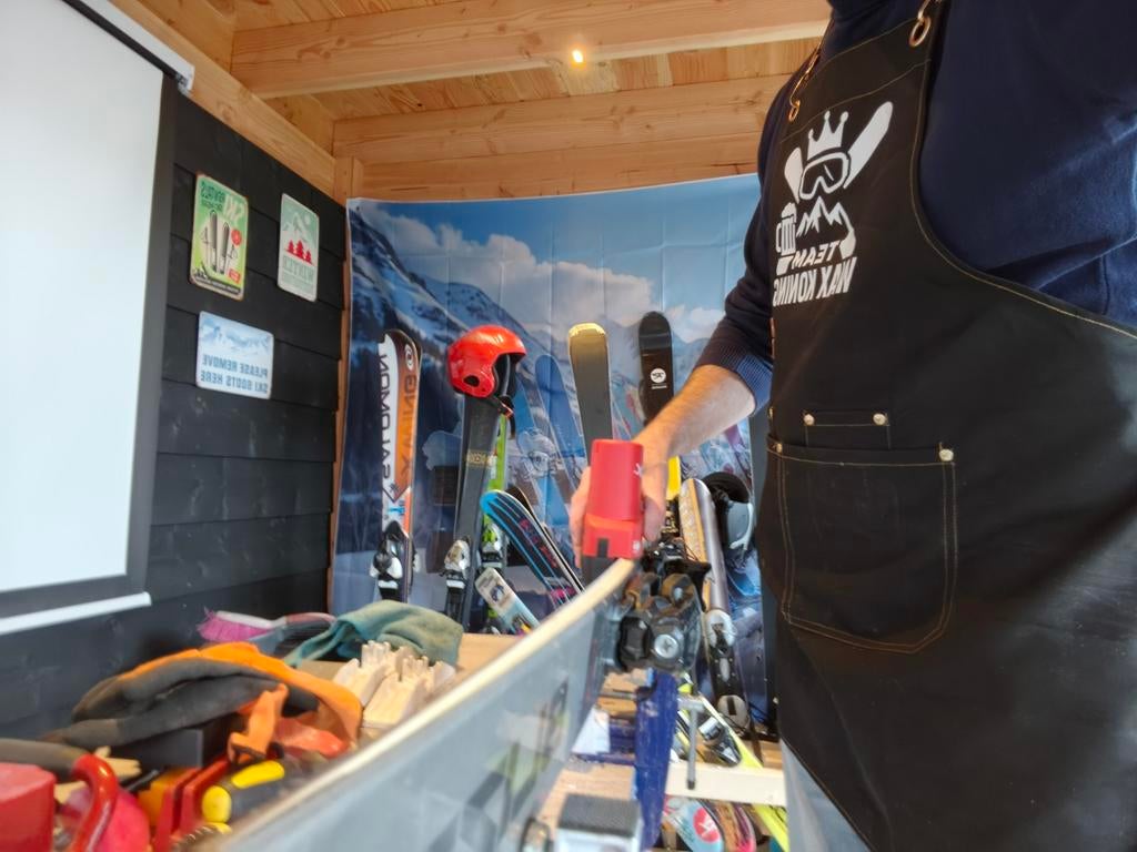 Omg. Utrecht Ski's en Snowboards Slijpen&(Infrarood)waxen -, Sport en Fitness, Skiën en Langlaufen, Zo goed als nieuw, Ski's, Skiën