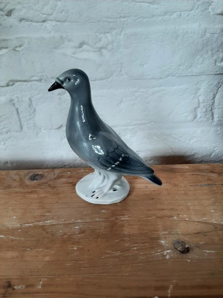 Porselein  foreign duifje, Ophalen, Zo goed als nieuw, Dier