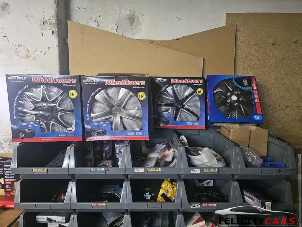 Wieldoppen set 16, Nieuw, Ophalen of Verzenden