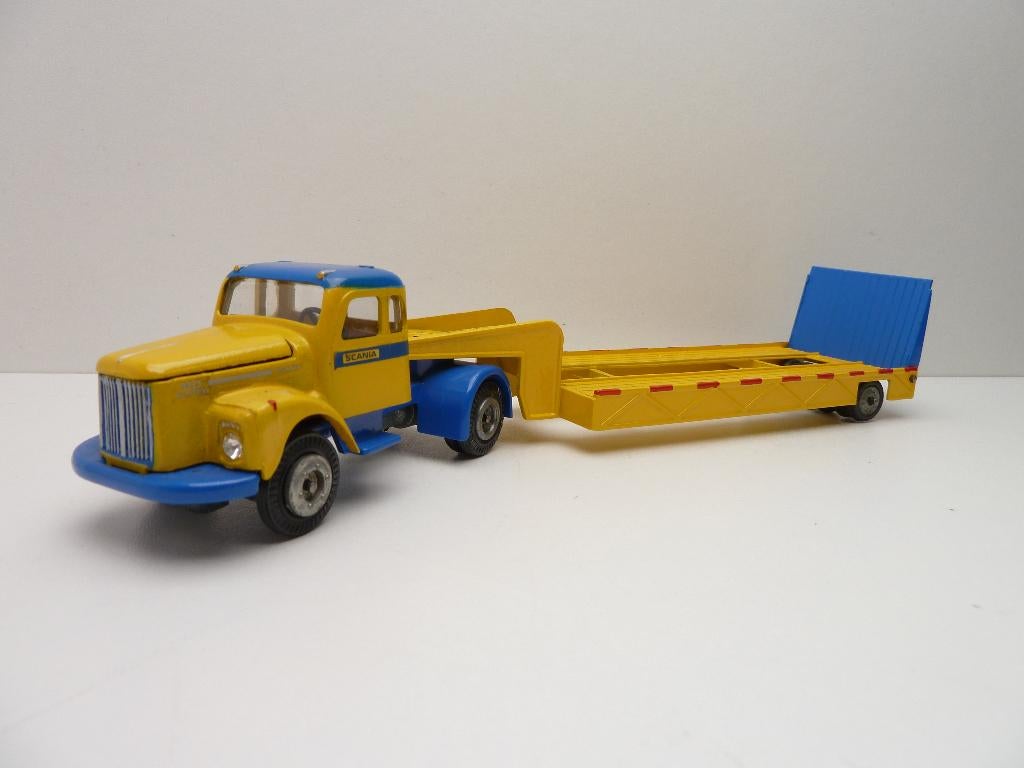 Scania Vabis met dieplader  '' Tekno '', Ophalen of Verzenden, Zo goed als nieuw, Bus of Vrachtwagen, Tekno