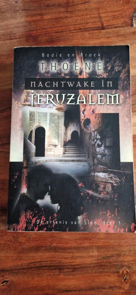Nachtwake in Jeruzalem - Deel 1, Boeken, Ophalen of Verzenden, Gelezen, Bodie en Brock Thoene, Nederland