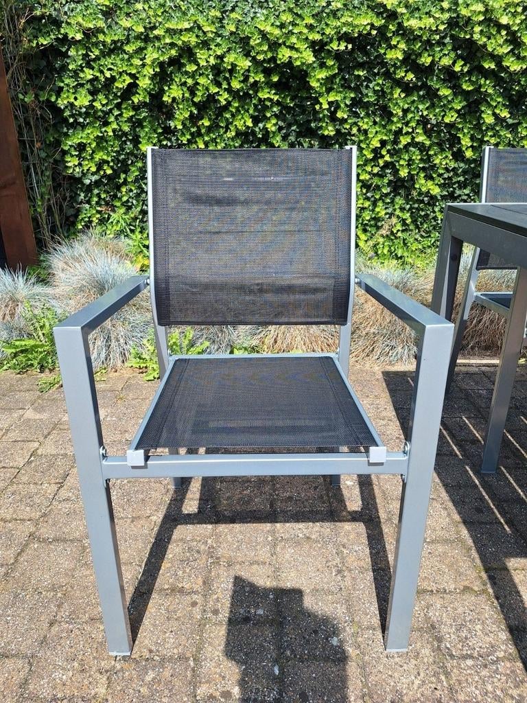 Partij 900 stuks terrasstoelen, Ophalen, Nieuw, Metaal, Stapelbaar