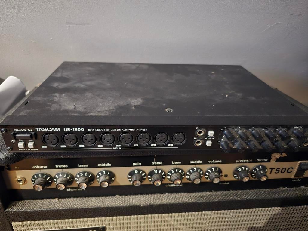 Tascam US-1800 Audio Interface - Incl. Adapter, Ophalen of Verzenden, Gebruikt, 10 tot 20 kanalen, Microfooningang