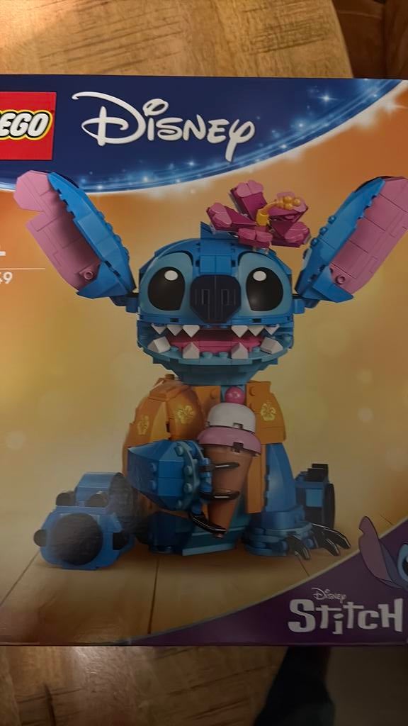 LEGO STITCH 43249 NIEUW IN DOOS!!!, 3 spelers of meer, Ophalen of Verzenden, Nieuw, Vanaf 7 jaar