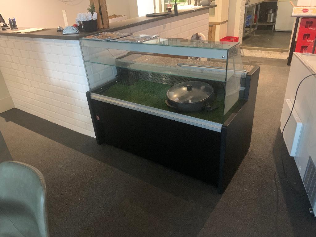 Toonbank koelvitrine, Zonder vriesvak, 200 liter of meer, 60 cm of meer, Zo goed als nieuw