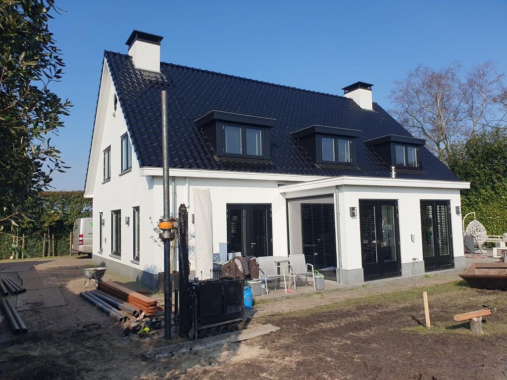 schroefpalen draaipalen schroeffundering betonvloer