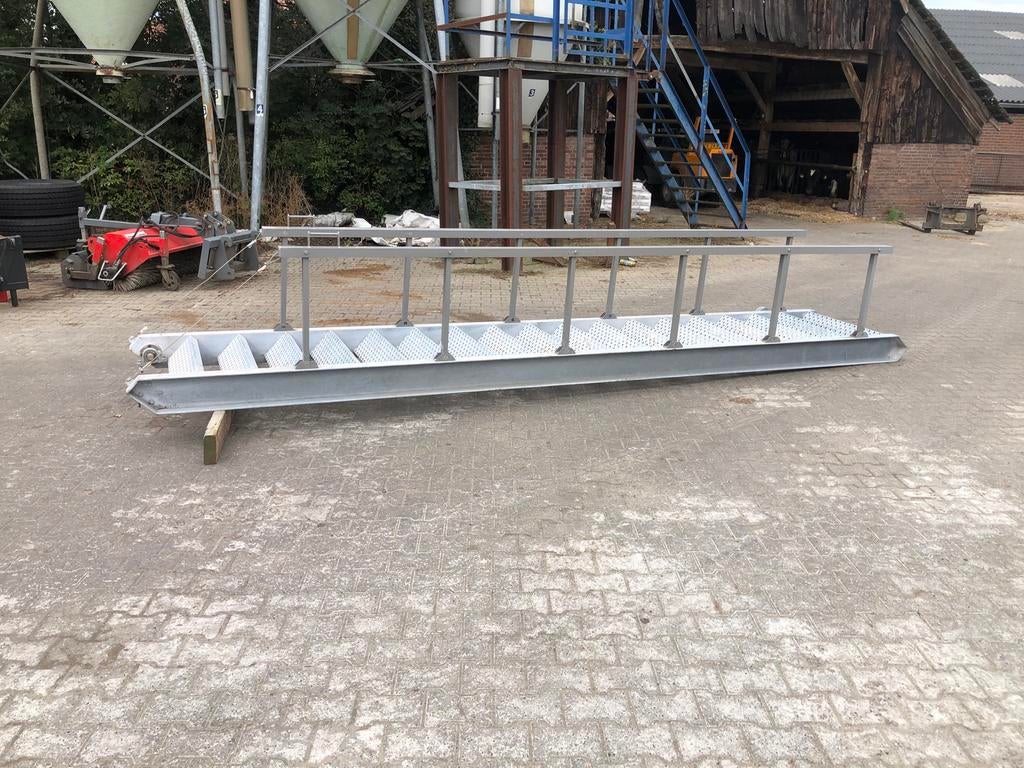 Trap ongeveer 4.00 m hoog, Ophalen of Verzenden, Trap