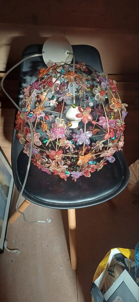 Leuke bloemenlamp, Ophalen