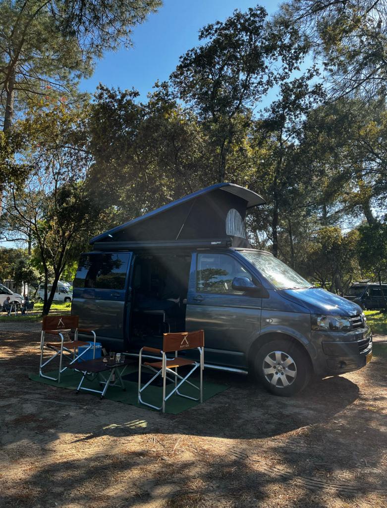 4p Volkswagen Camperbus T5 verhuur, Caravans en Kamperen, Verhuur