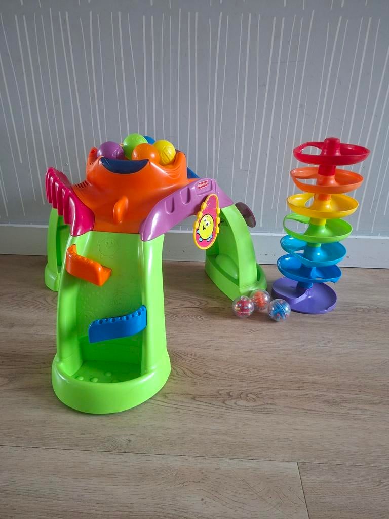 Fisher-Price ballenvulkaan, Ophalen, Zo goed als nieuw, 6 maanden tot 2 jaar