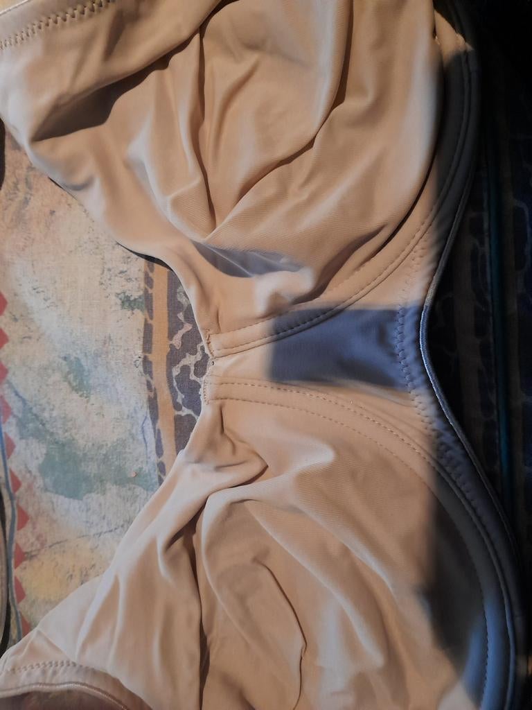 Hema BH 85E - Gedragen, nog prima staat, Kleding | Dames, Hema, Ophalen of Verzenden, Beige, BH