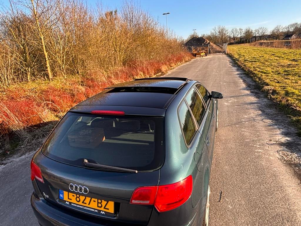 Audi A3 1.6 Sportback 85KW 2006 Blauw, Auto's, Audi, Voorwielaandrijving, 15 km/l, 4 cilinders, Blauw