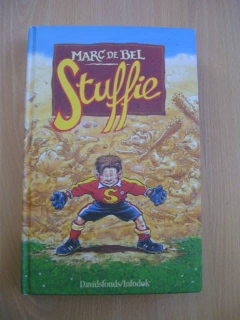 Stuffie, Marc de Bel, Boeken, Ophalen of Verzenden, Zo goed als nieuw