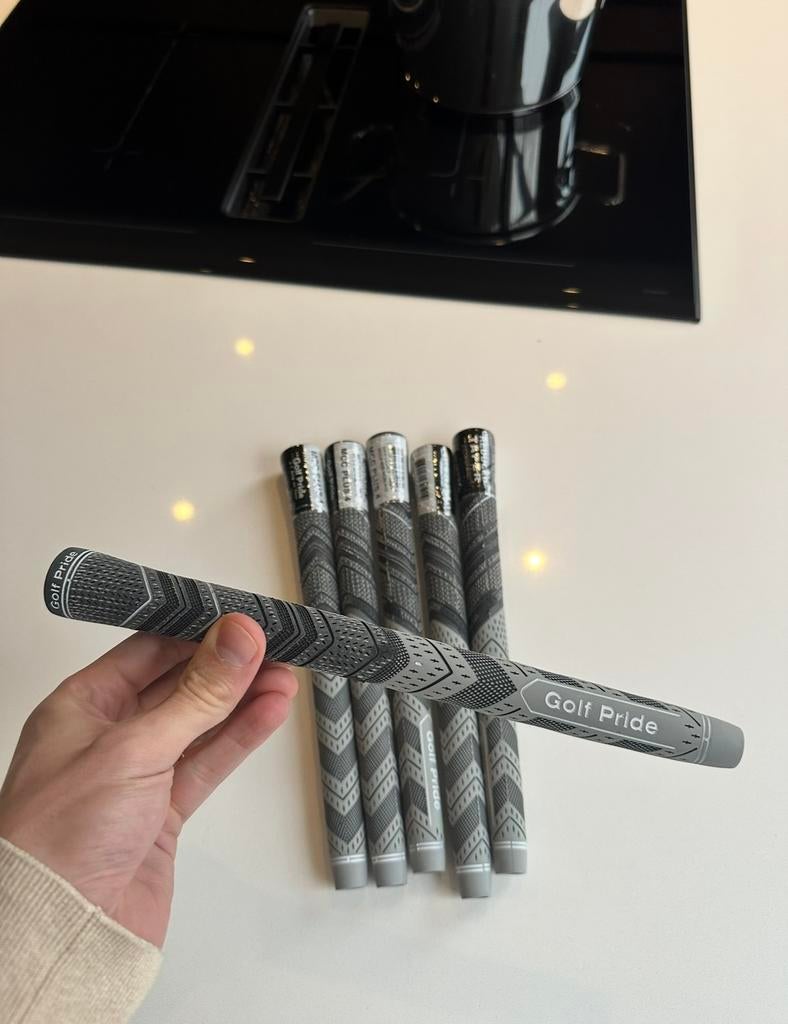 Golfpride grips 7 stuks, Sport en Fitness, Golf, Ophalen of Verzenden, Zo goed als nieuw