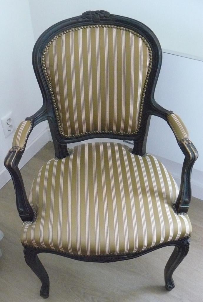 Gestoffeerde houten leunstoel, Huis en Inrichting, Ophalen, Bruin, Eén