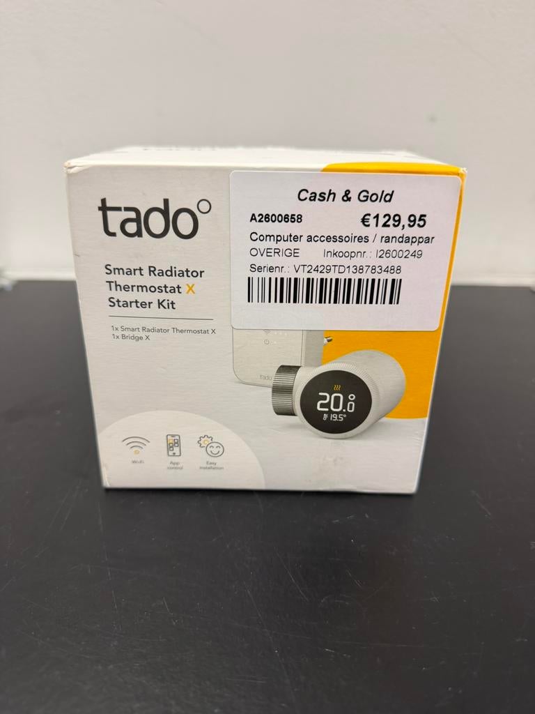 Tado Smart Radiator Thermostat x Starter Kit, Ophalen of Verzenden, Slimme thermostaat, Nieuw