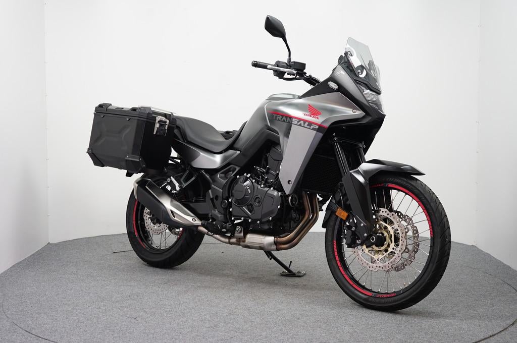 Honda XL 750 TRANSALP, Motoren, Motoren | Honda, Bedrijf, Meer dan 35 kW, Toermotor, Traction Control