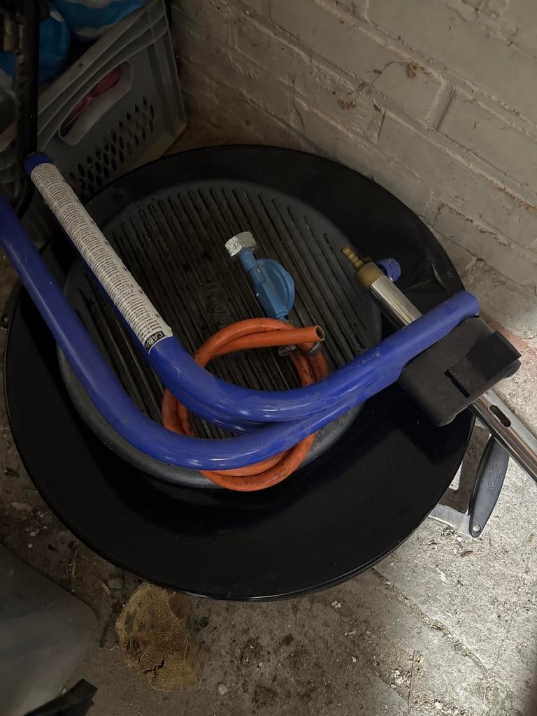 Gasbarbecue met toebehoren skottelbraai, Ophalen, Gebruikt