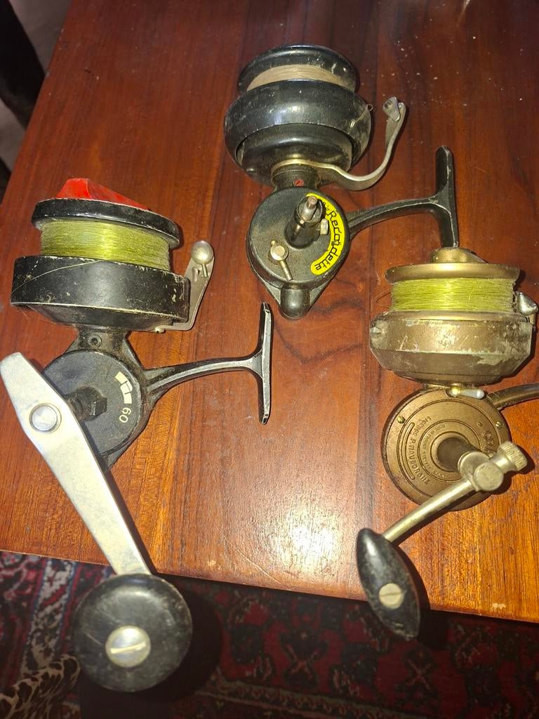 Set van 3 vintage vismolens - Diverse modellen, Watersport en Boten, Hengelsport | Algemeen, Gebruikt, Molen, Ophalen of Verzenden