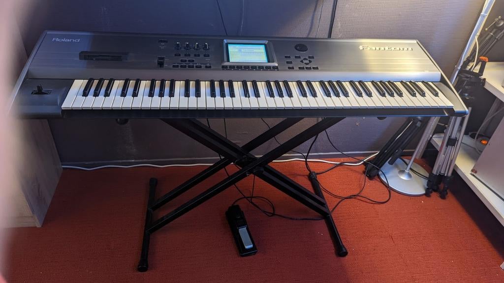 Roland FA-76 Workstation, Ophalen