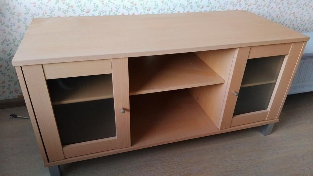 Houten TV-meubel met glazen deuren, Huis en Inrichting, Kasten | Televisiemeubels, Ophalen, 100 tot 150 cm, Modern, Functioneel