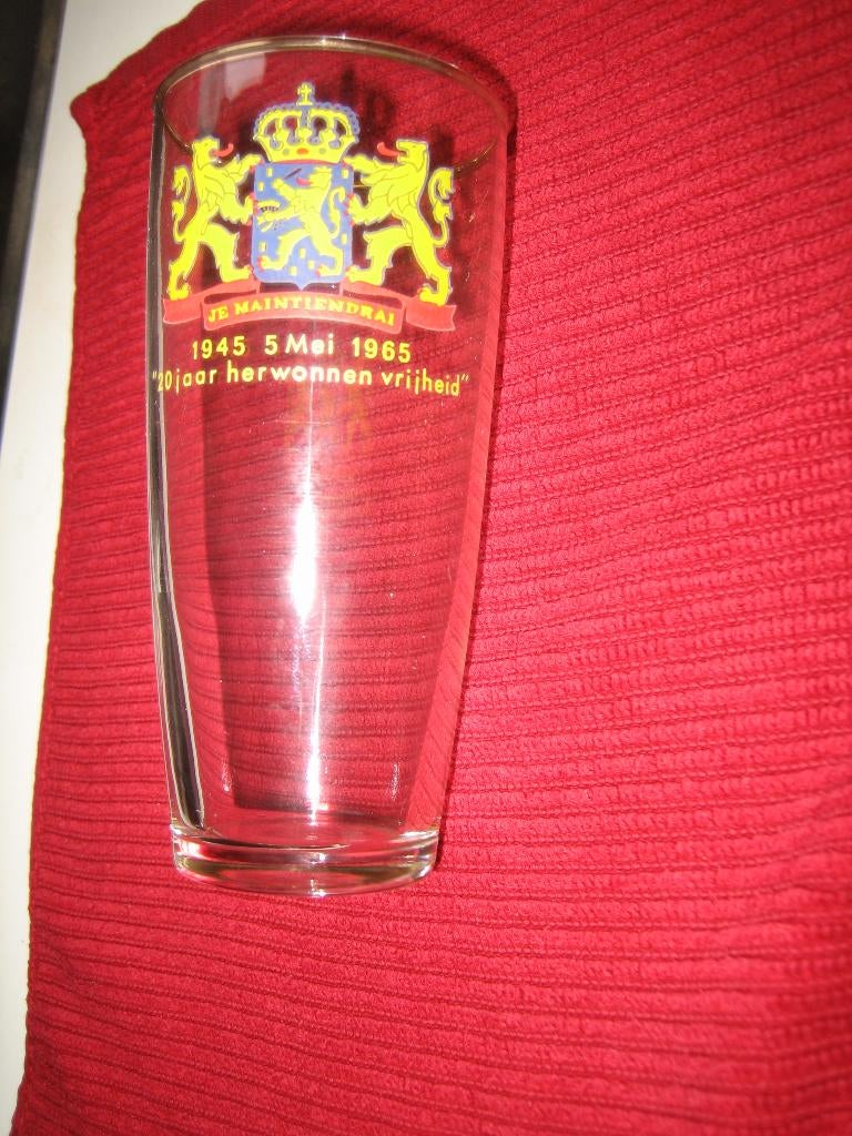 bierglas 1945-1965, 20 jaar herwonnen vrijheid, Ophalen of Verzenden, Gebruikt, Bierglas