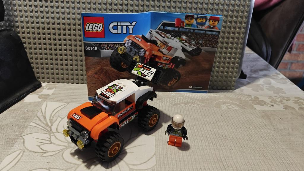 Lego City stunt truck  60146, Ophalen of Verzenden, Gebruikt, Complete set, Lego
