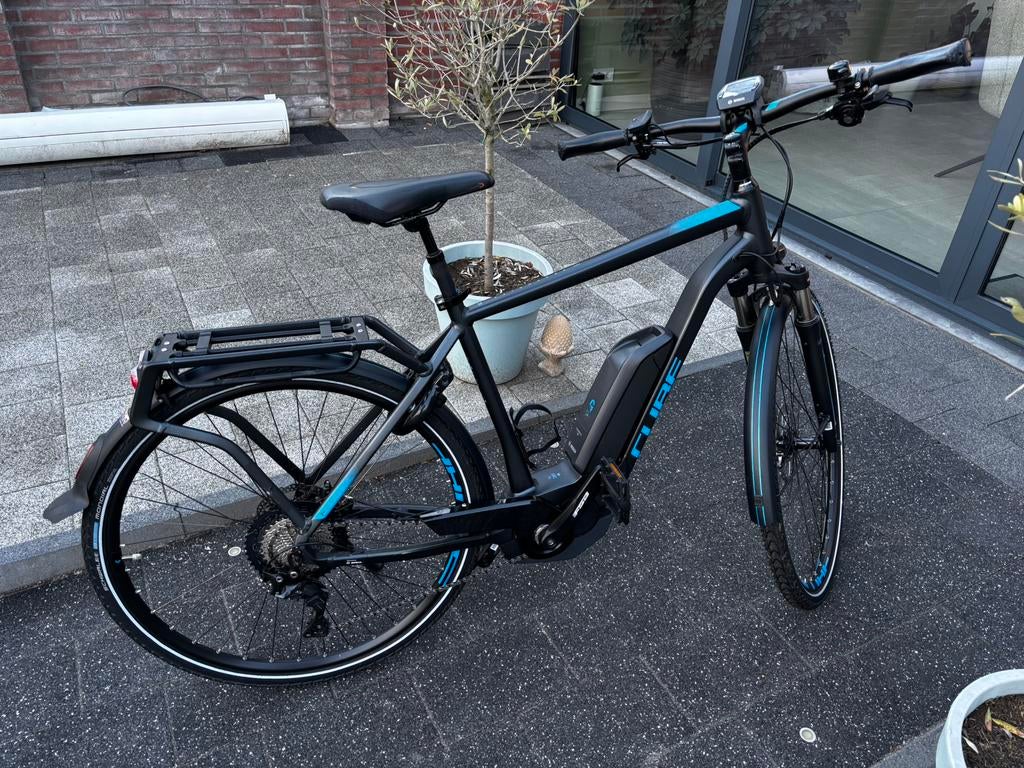 Cube Kathmandu hybrid EXC heren 54  2070 km gereden, Ophalen, Zo goed als nieuw, 51 tot 55 cm, Cube
