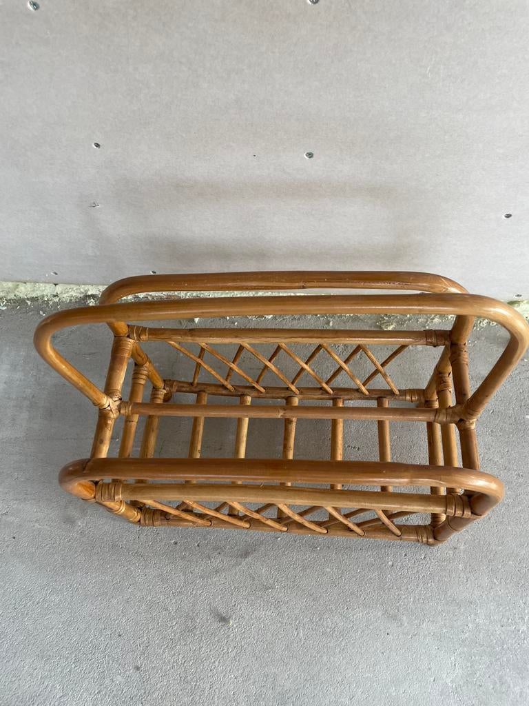 Rotan tijdschriften houder, Ophalen of Verzenden, Zo goed als nieuw