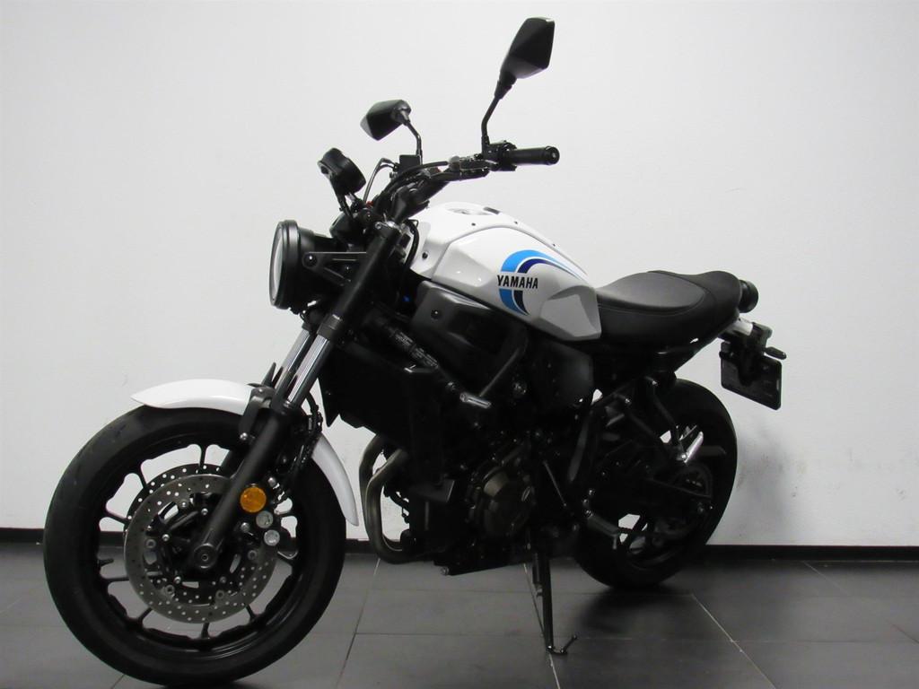 Yamaha XSR 700 ABS - foto 3