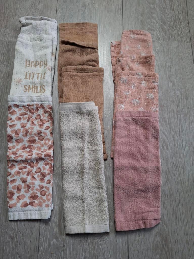 11 spuugdoekjes, Ophalen of Verzenden, Zo goed als nieuw, Overige typen