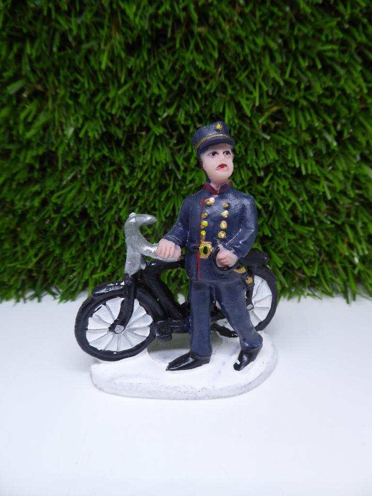 Dickensville   -  Politieman - ik ruim op, Diversen, Kerst, Ophalen of Verzenden, Nieuw