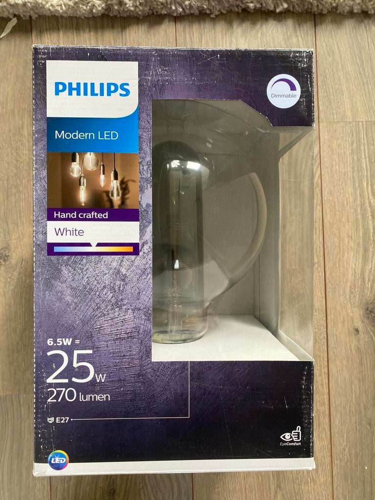 Philips lichtbron smokey groot LED - Nieuw - 25w E27 dimbaar, Led-lamp, Minder dan 30 watt, Soft of Flame, High tech campus 53 5656AG Eindhoven Nederland