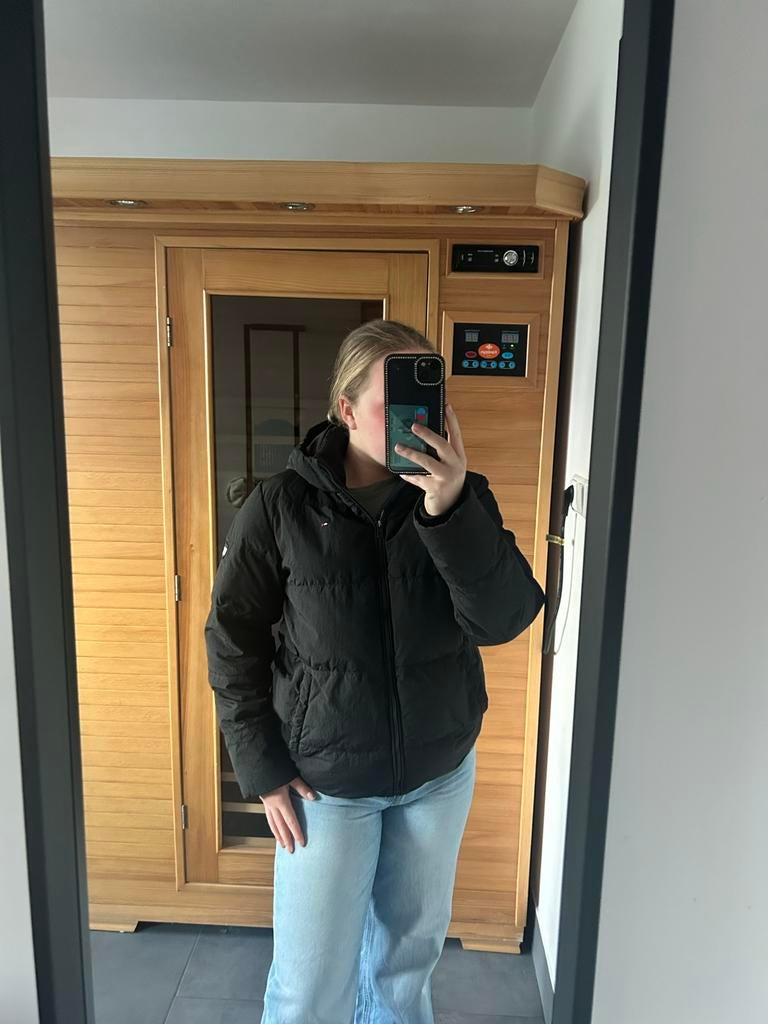 Zwarte Tommy Hilfiger winterjas, Ophalen of Verzenden, Gedragen, Maat 34 (XS) of kleiner, Zwart