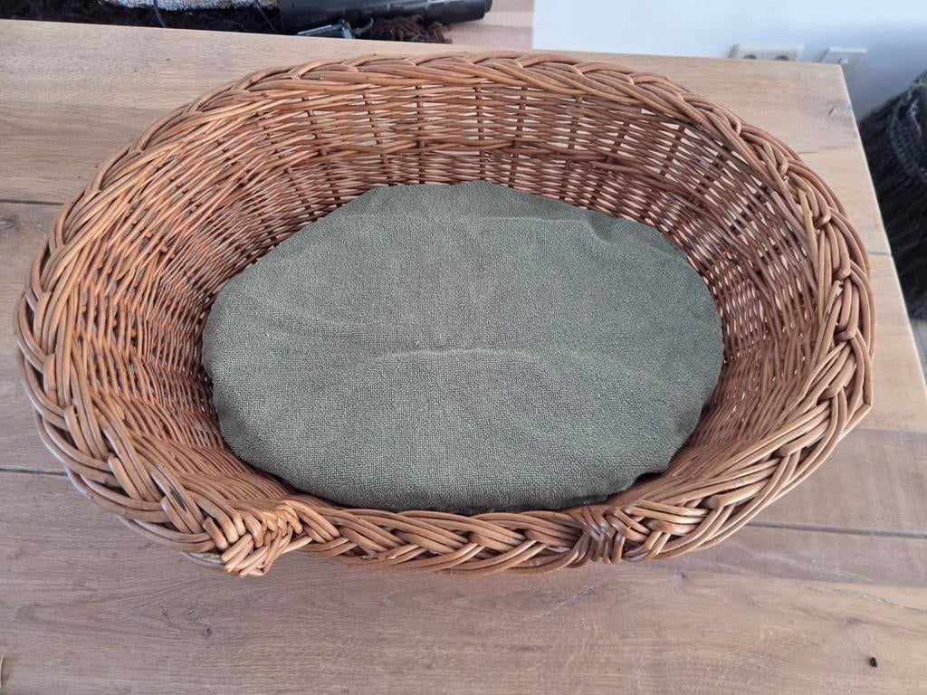 2 hondenmanden kleine en grote met hondenriemen, Ophalen of Verzenden, Nieuw