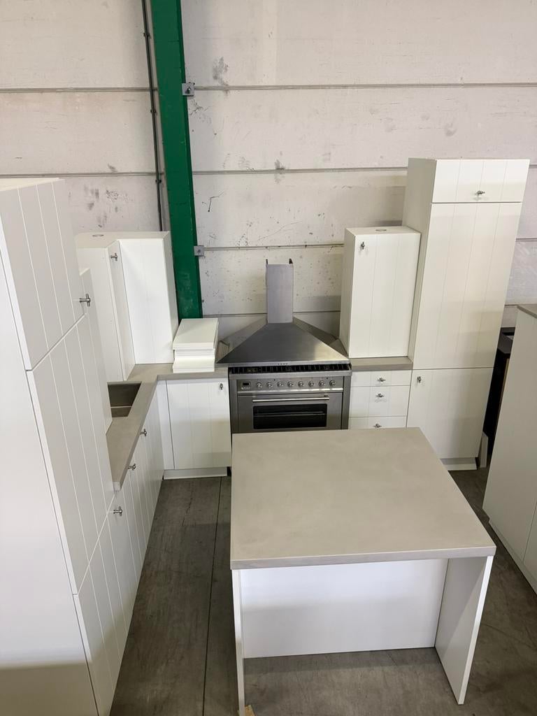 Nette Landelijke Hoekkeuken + Apparatuur + GEDEMONTEERD, Overige materialen, Wit, Hoekkeuken, Ophalen of Verzenden