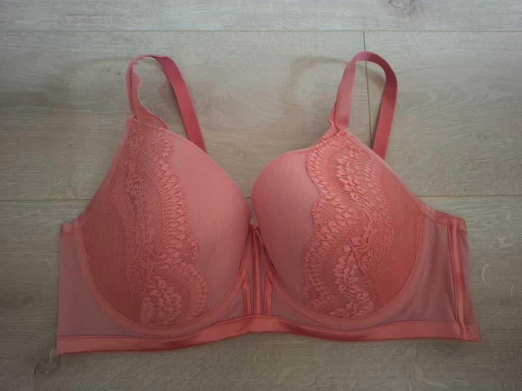 Hunkemöller BH 85E - Comfortabel en stijlvol, Kleding | Dames, Hunkemöller, Ophalen of Verzenden, Roze, BH